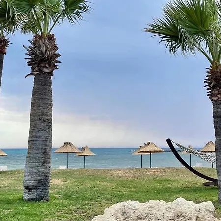 Appartement Tranquil Retreat By The Sea