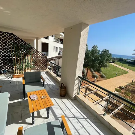 Appartement Tranquil Retreat By The Sea Vokolidha