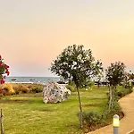 Peaceful By The Sea *