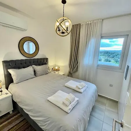 Apartment Peaceful Oasis At The