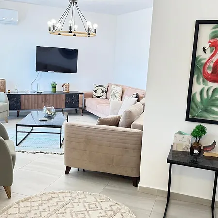 Tranquil Retreat By The Sea Apartment Vokolidha