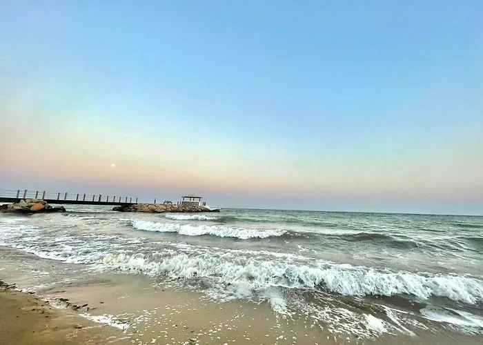 Peaceful By The Sea Apartament