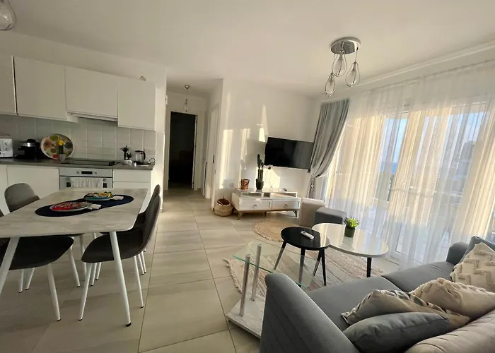 Peaceful By The Sea Vokolidha