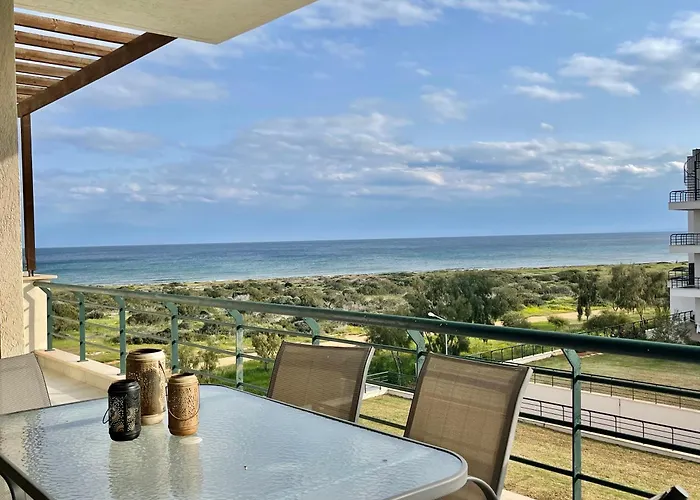 Peaceful By The Sea Apartament *