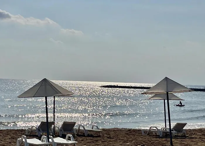 Peaceful By The Sea Apartament *